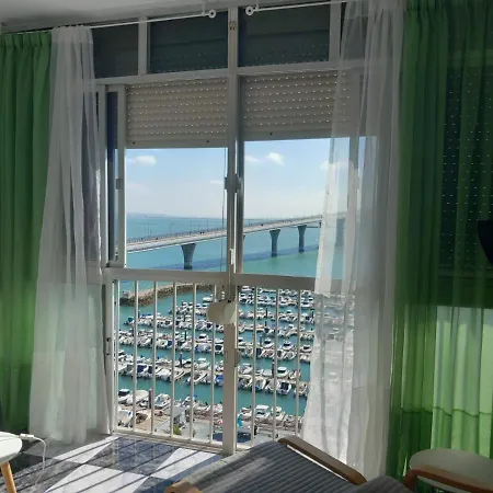 A Levante Apartamento